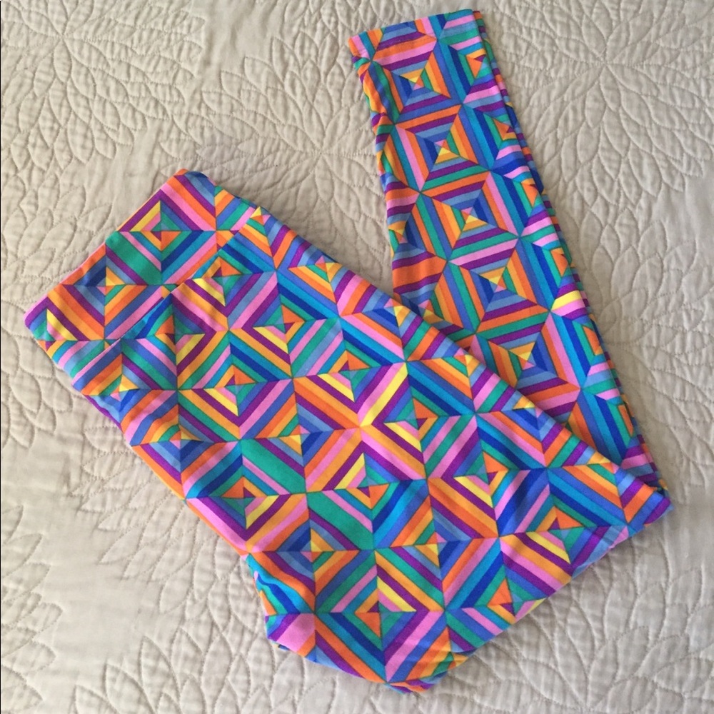 LuLaRoe T&C Leggings Bright & Sunny Like New 😊